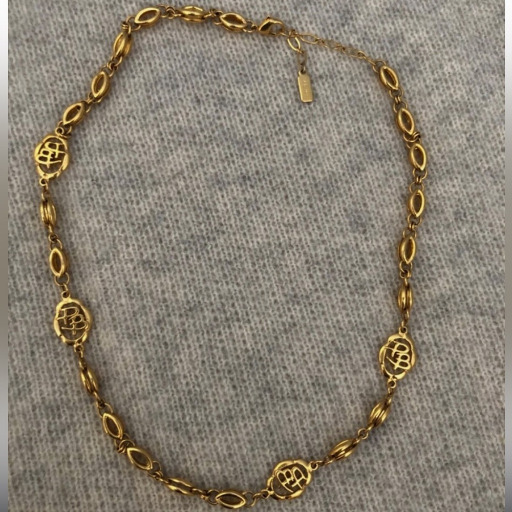 Authentic Pierre Balmain Gold-Plated Necklace - Picture 3 of 4